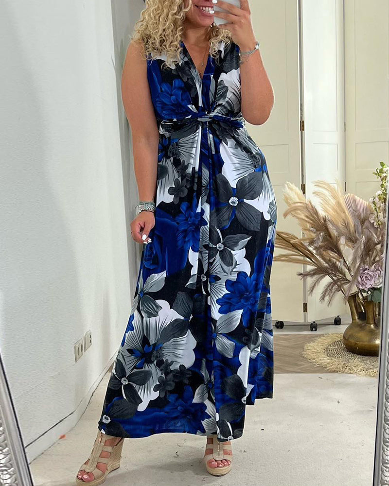 Ärmelloses elegantes Kleid mit floralem Druck und Falten