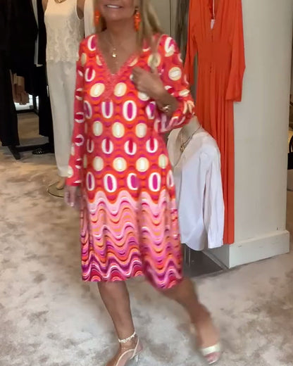 Lässiges, lockeres, bedrucktes V-Ausschnitt-Kleid mit langen Ärmeln