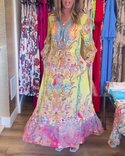 Langärmliges bedrucktes Resortkleid