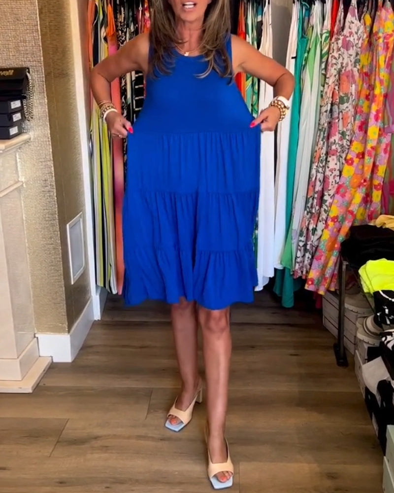 Faltendes ärmelloses lockeres Kleid