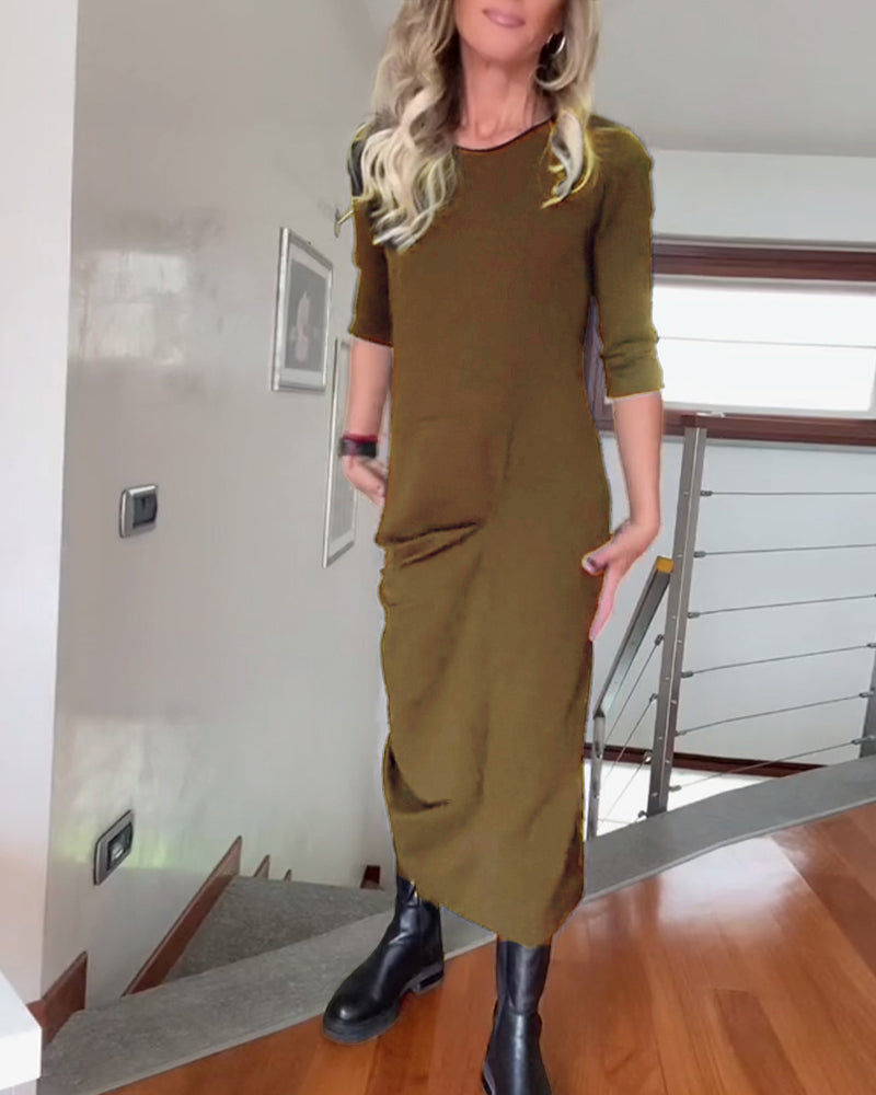 Rundhals gefaltetes einfarbiges elegantes Kleid