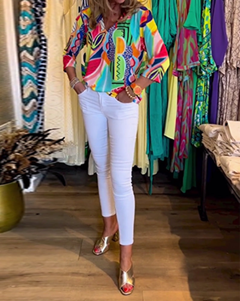 Langärmlige lockere bedruckte Bluse