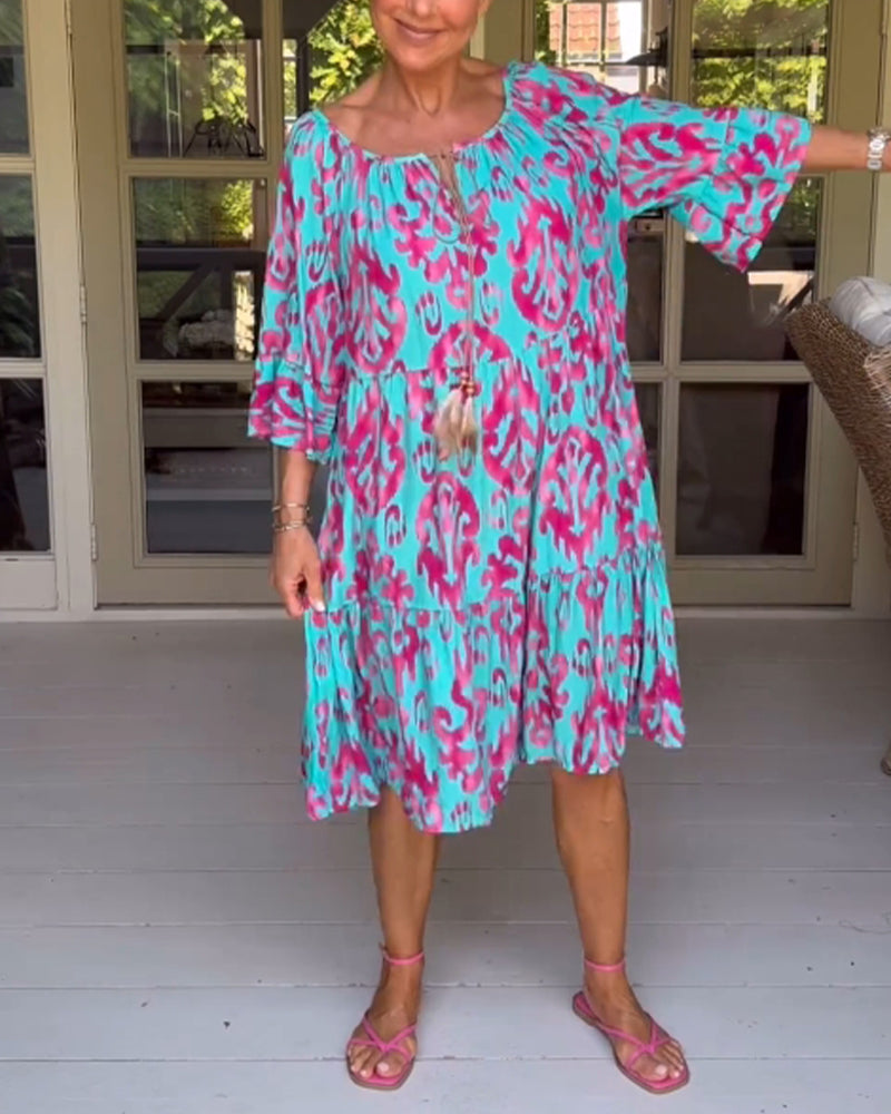 Lockeres Kleid mit Glockenärmeln und Druck