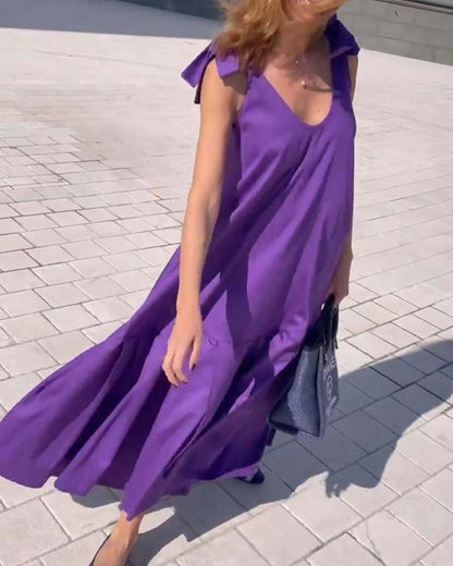 Einfarbiger, lässiger Kleid mit Trägern