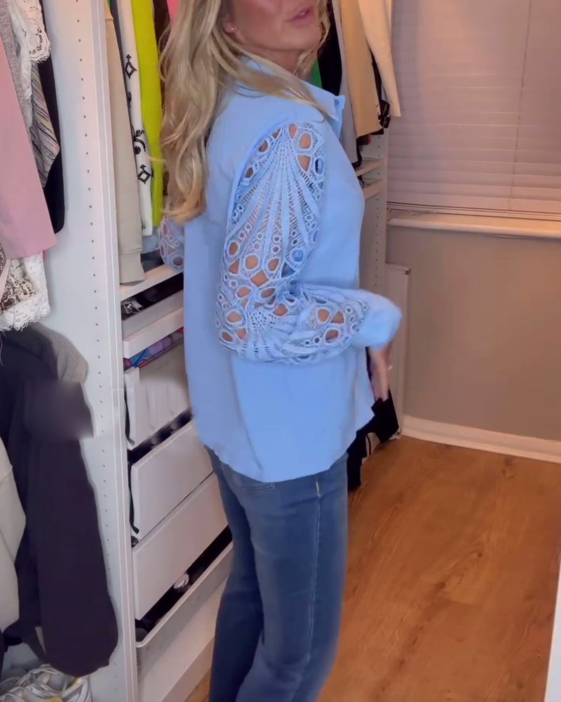 Bluse mit Revers und Spitzenärmeln in einfarbig