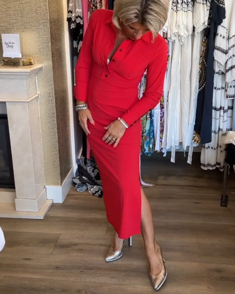 Elegantes Kleid mit Schlitz in einfarbig