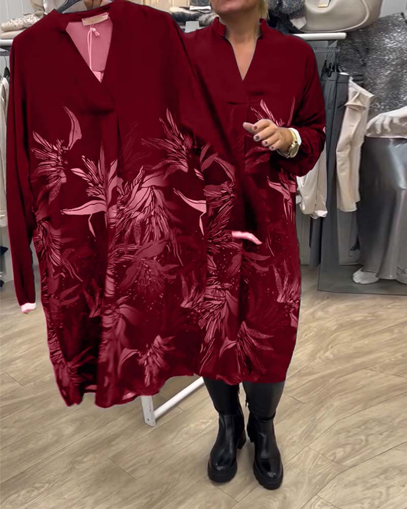 V-Ausschnitt Kleid mit Blattdruck und langen Ärmeln