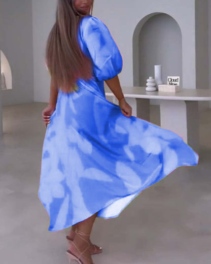 Elegantes Kleid mit tiefem V-Ausschnitt und halben Ärmeln