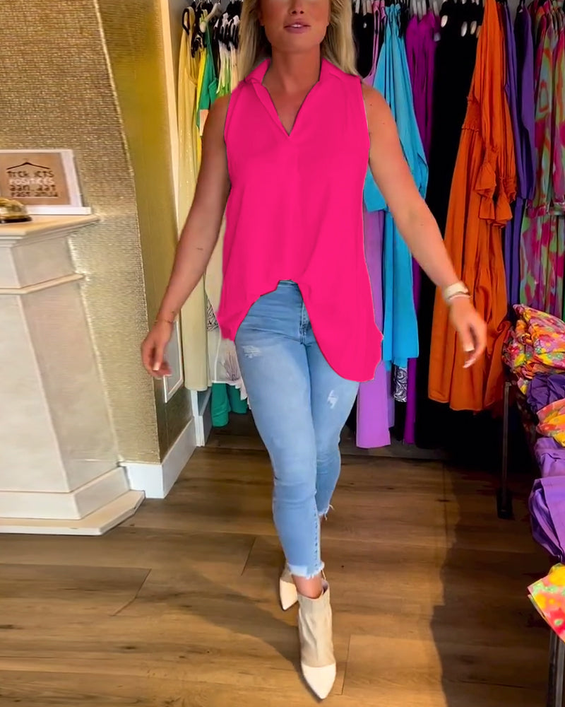 Ärmelloses Top mit Revers und Raffung