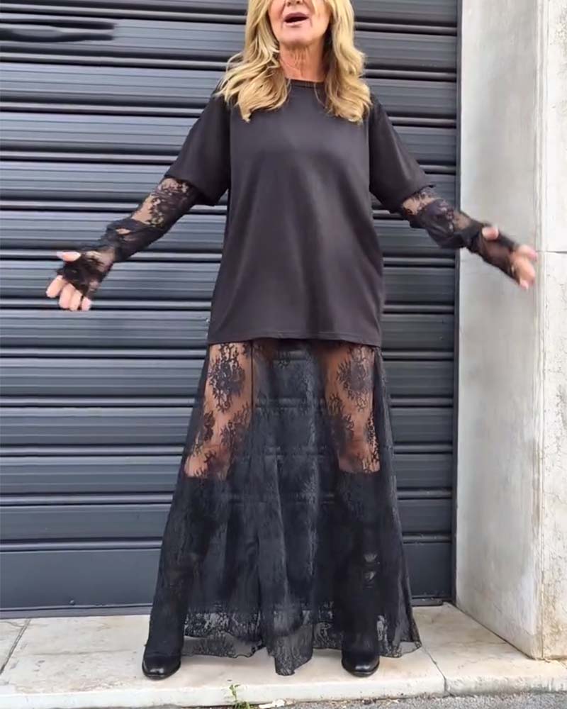 Zweiteiliges Set - einfarbiges T-Shirt und Spitzenrock