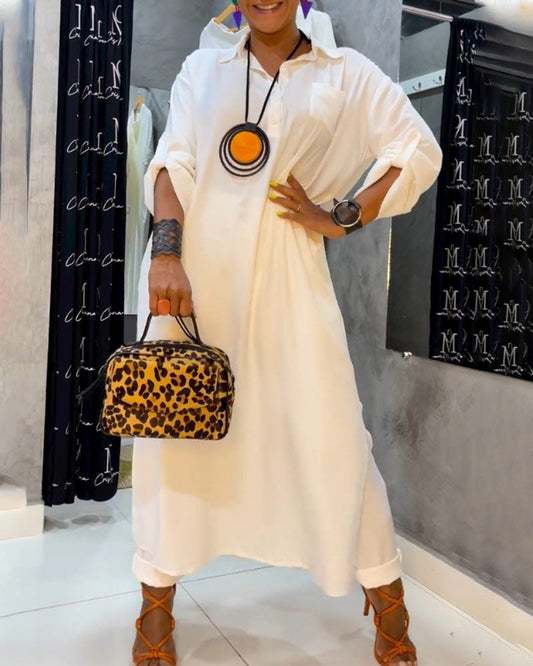 Einfarbiges Revers-Taschenkleid