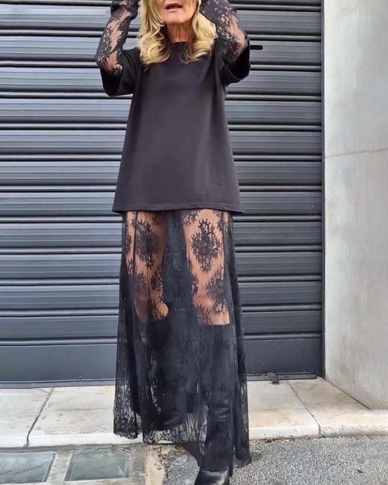 Zweiteiliges Set - einfarbiges T-Shirt und Spitzenrock