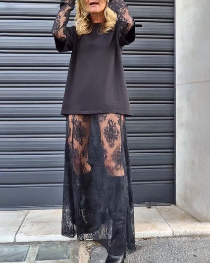 Zweiteiliges Set - einfarbiges T-Shirt und Spitzenrock