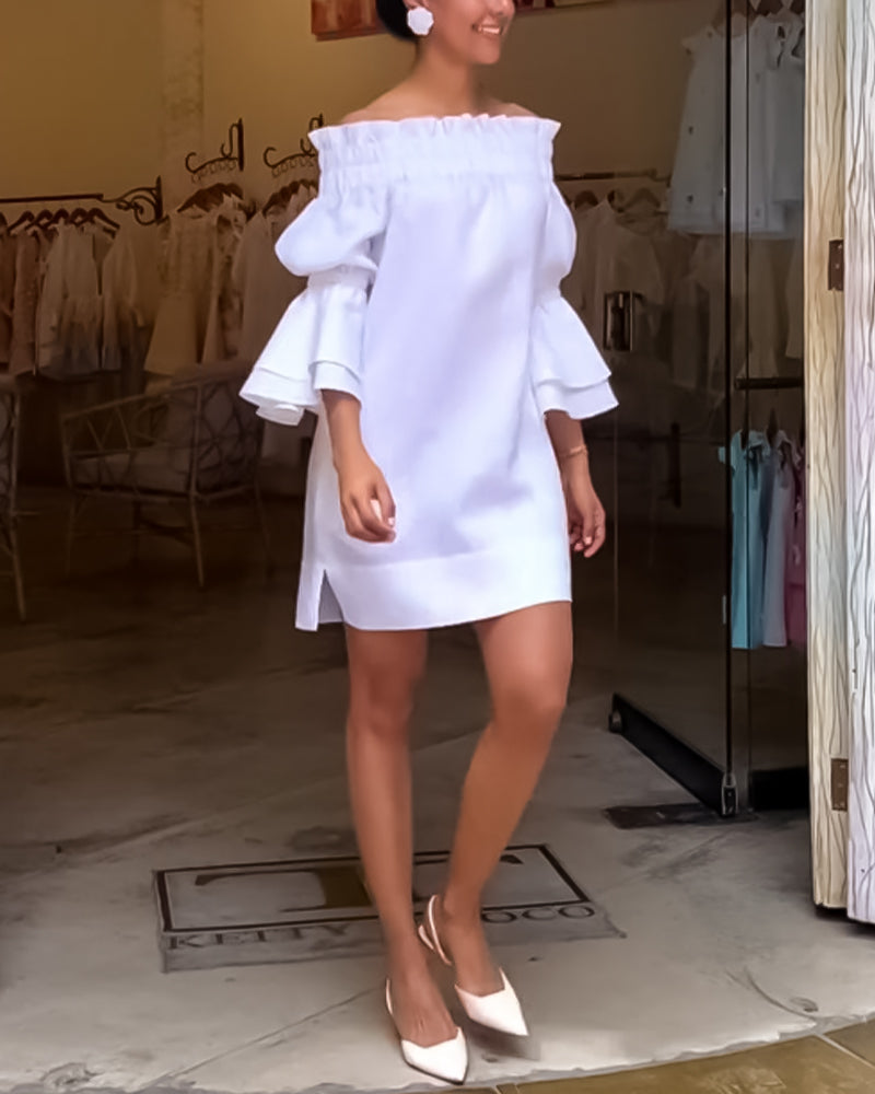 Ein-Schulter-Flare-Ärmel-Kleid