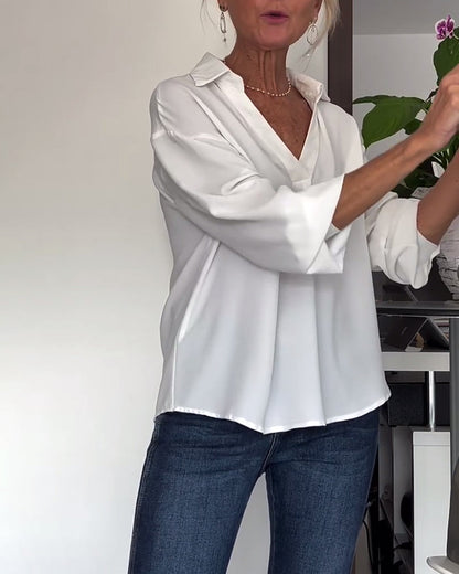 Einfaches Oberteil mit Revers und langen Ärmeln in einfarbiger Ausführung