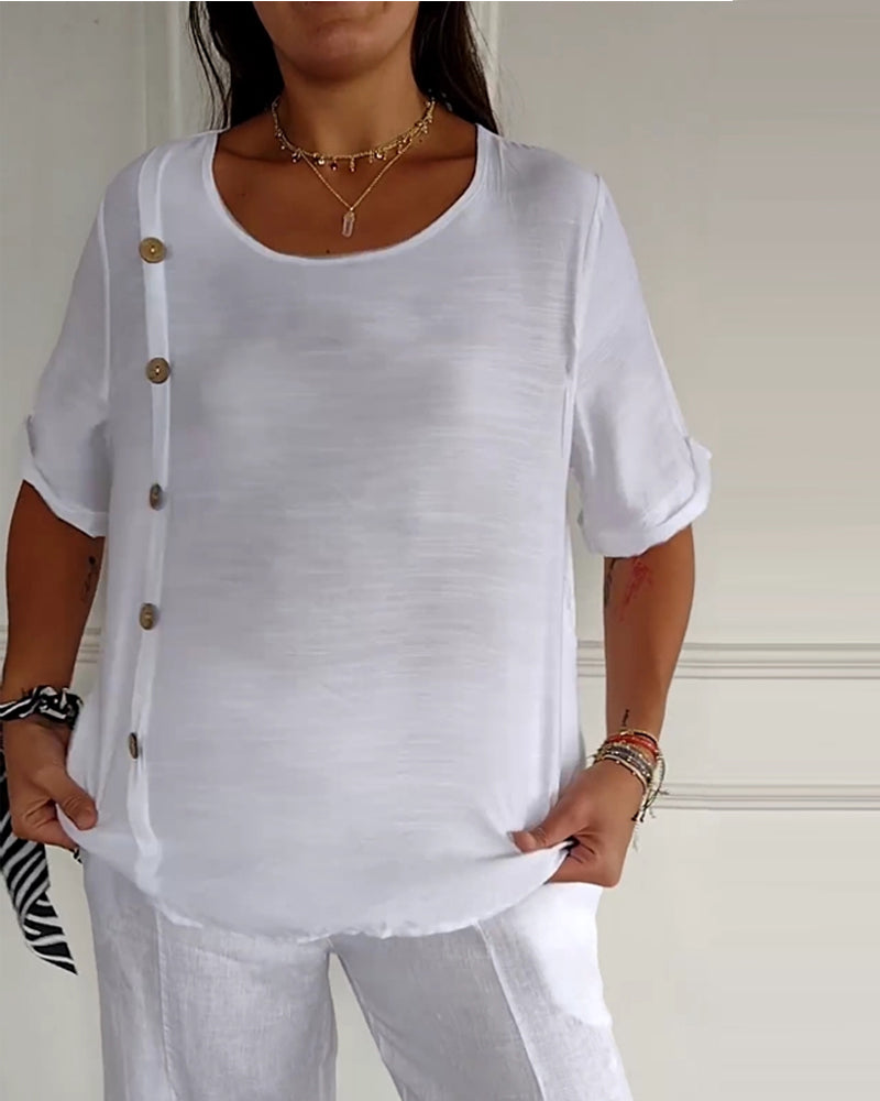 Dünnes Hemd mit Knöpfen