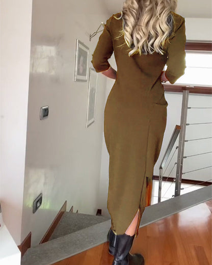 Rundhals gefaltetes einfarbiges elegantes Kleid