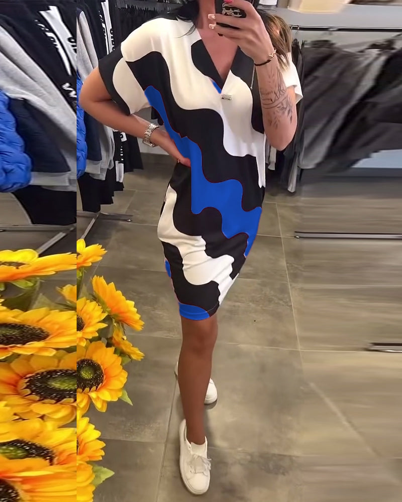 V-Ausschnitt Wellenmuster Kleid