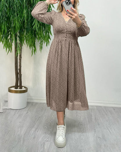 Bedrucktes elegantes Knopfkleid