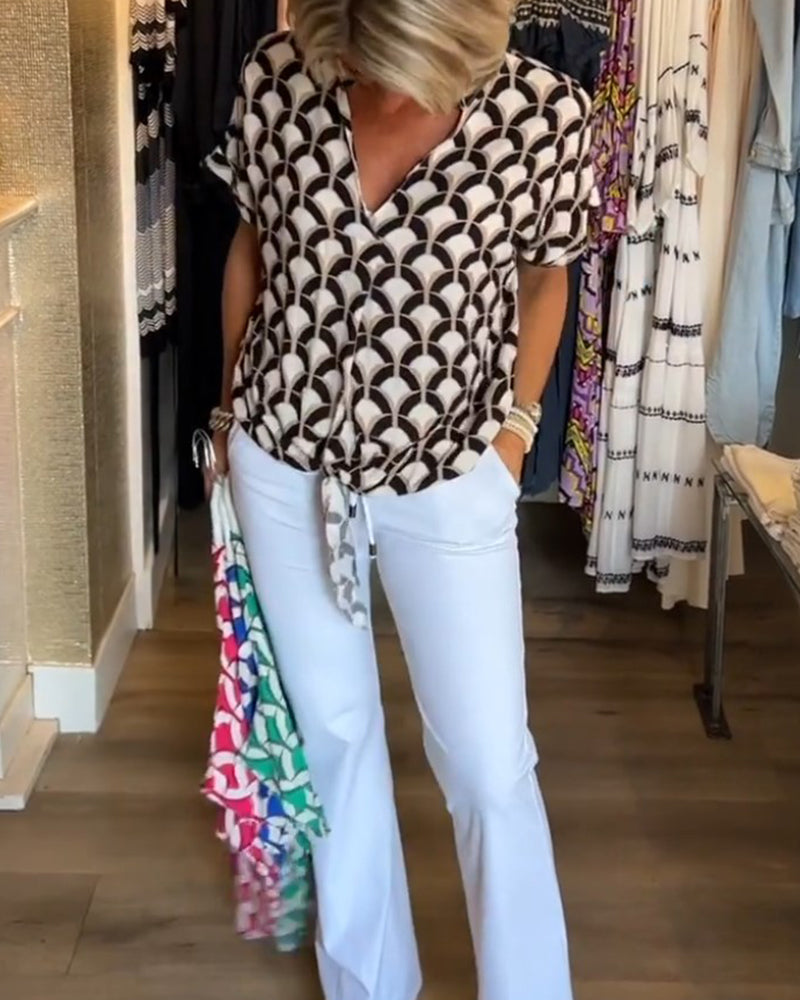 Kurzärmliges V-Ausschnitt bedrucktes Freizeitoberteil