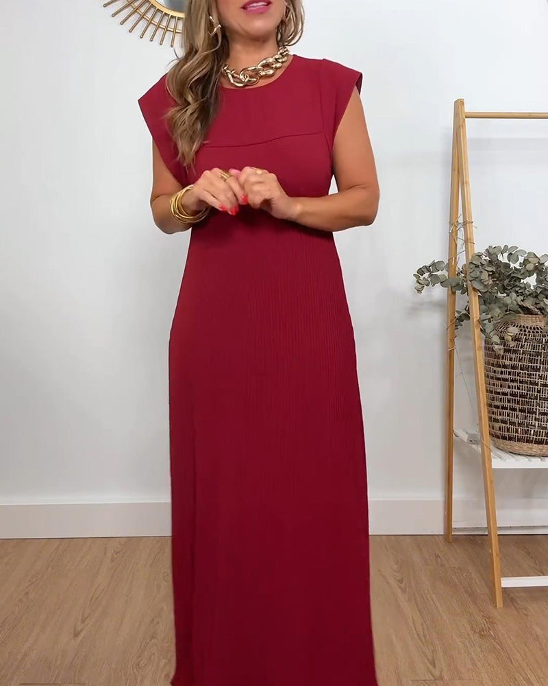 Ärmelloses plissiertes einfaches einfarbiges Kleid