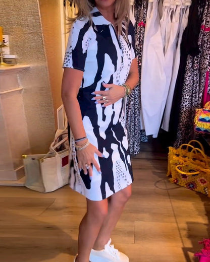 Bedrucktes Revers-Kurzarmkleid