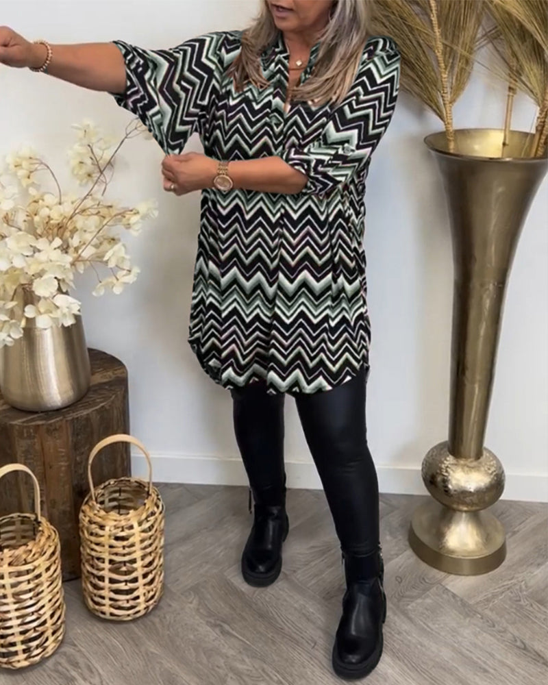 Wellenmuster V-Ausschnitt Kleid