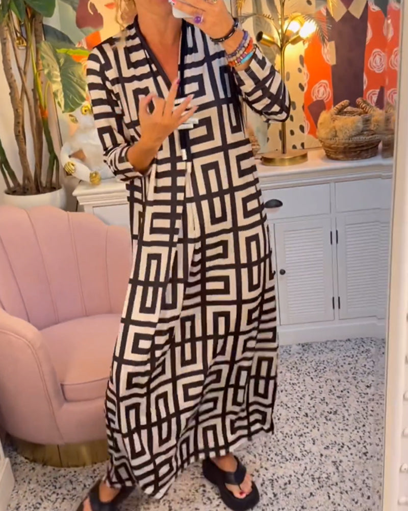 V-Ausschnitt Kleid mit geometrischem Druck