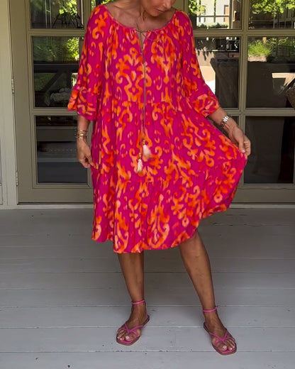 Lockeres Kleid mit Glockenärmeln und Druck