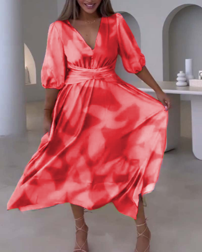 Elegantes Kleid mit tiefem V-Ausschnitt und halben Ärmeln