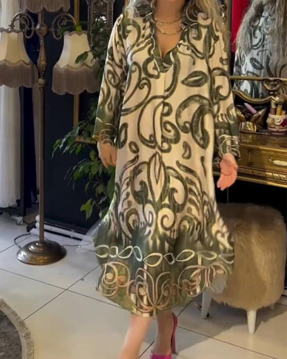 Lässiges und elegantes bedrucktes Kleid