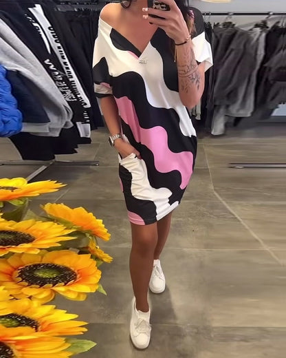 V-Ausschnitt Wellenmuster Kleid