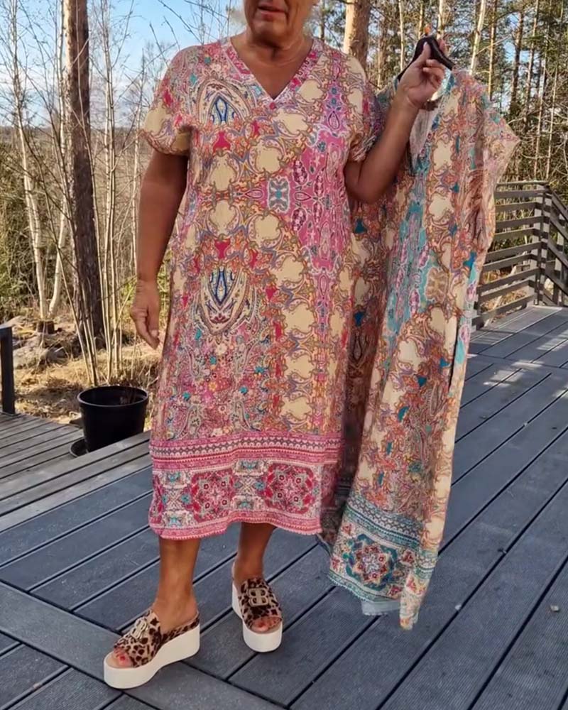 V-Ausschnitt Kurzärmliges Bedrucktes Shift-Kleid