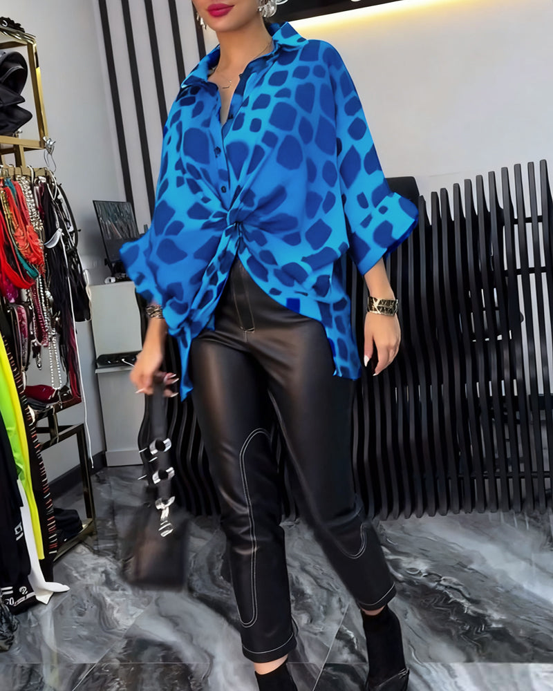Bluse mit Revers und Leopardenmuster