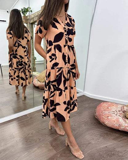 Taschenrevers bedrucktes Kleid