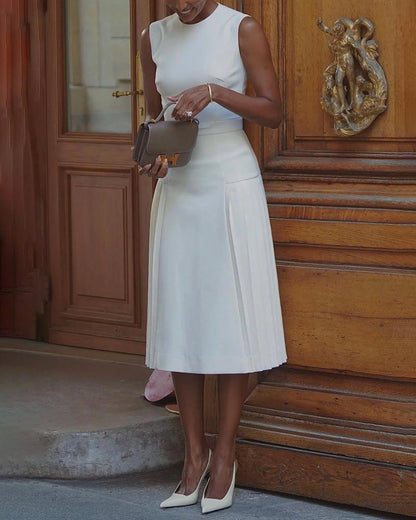 Ärmelloses, schlankes, einfarbiges Modekleid