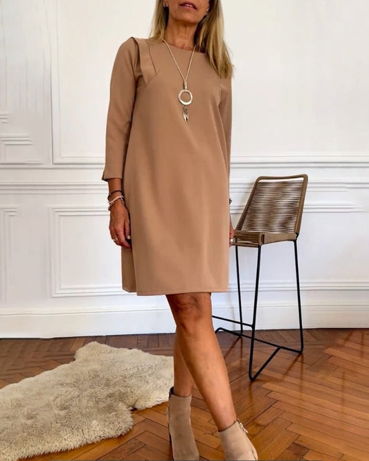 Elegantes Shift-Kleid mit langen Ärmeln