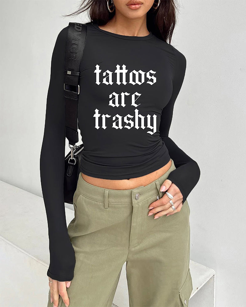 Enganliegendes Langarm-T-Shirt