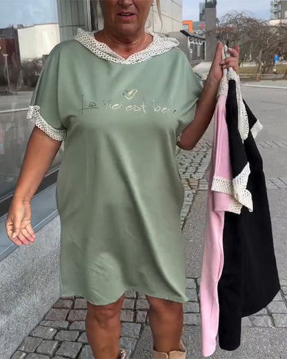 Lässiges, lockeres Kapuzenkleid