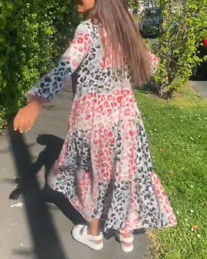 V-Ausschnitt bedrucktes Rüschenshirt Kleid