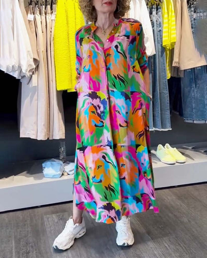 Farbig bedrucktes Taschenkleid