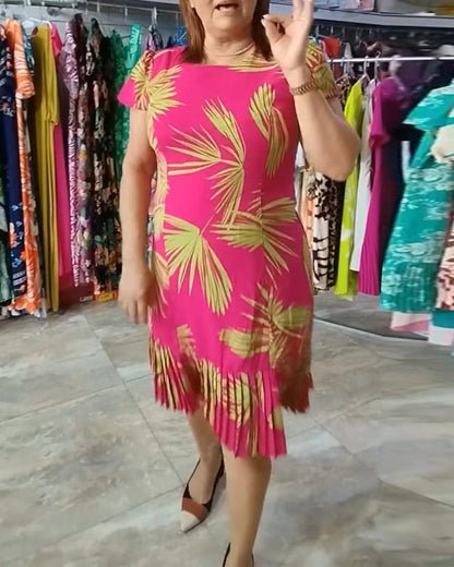 Kurzärmliges, plissiertes Freizeitkleid