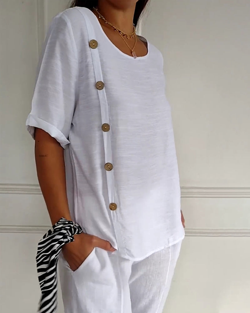 Dünnes Hemd mit Knöpfen