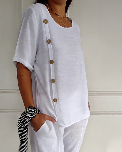 Dünnes Hemd mit Knöpfen