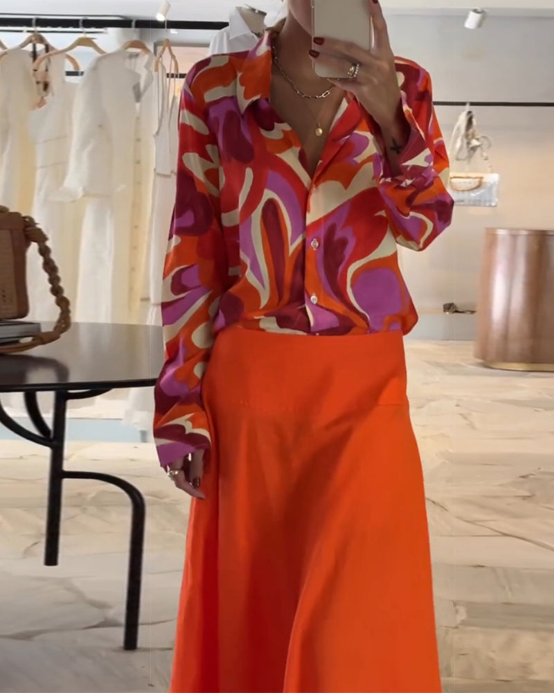 Reversfarbige Bedruckte Bluse mit Knöpfen