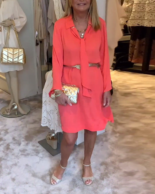 Revers Kleid mit einfarbigem Band