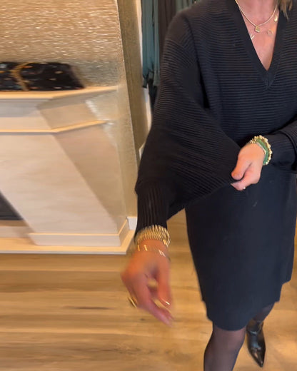 V-Ausschnitt Einfarbiges Strickkleid