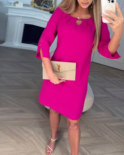 Elegantes Einfarbiges Hohles Gerades Kleid