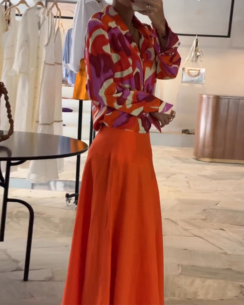 Reversfarbige Bedruckte Bluse mit Knöpfen