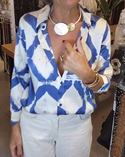 Bedrucktes Revershemd mit Knöpfen und langen Ärmeln